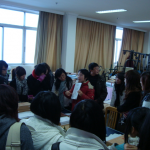 校外实习基地—杭州市城建档案馆专家在指导文秘专业学生实习