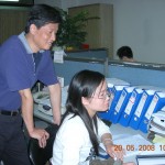 企业专家指导学生实习